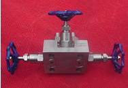 SF-2B 一體化三閥組生產